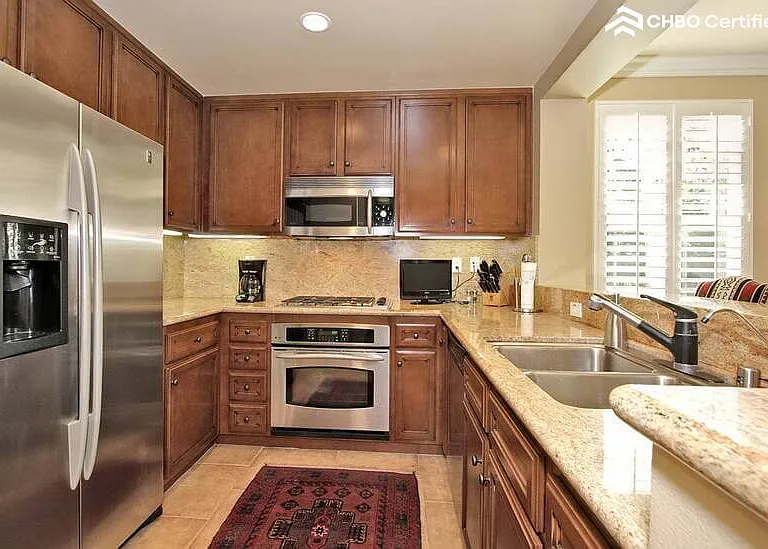 102 Jadestone — Photo 12
