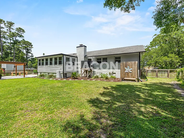 406 W Blackbeard Rd — Photo 19