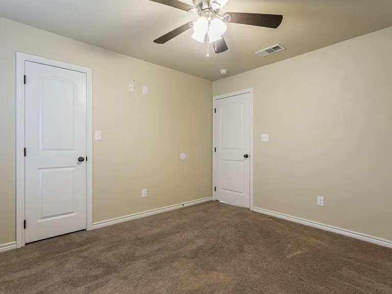 1200 Vanguard Ln — Photo 20