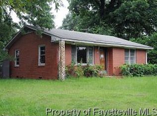 435 N Platte Rd, Fayetteville, NC 28303