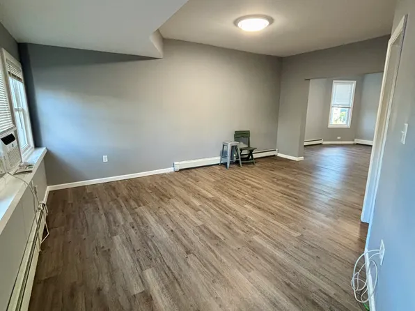 296 Hoboken Rd #1, East Rutherford, NJ 07073