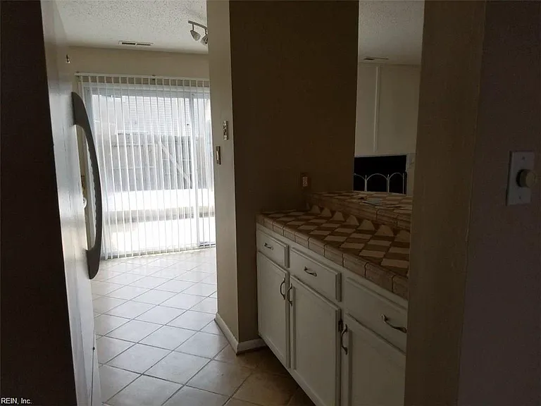 3647 Smokey Chamber Dr — Photo 17