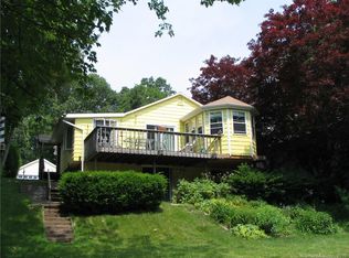 115 Hilltop Rd, Windsor, CT 06095