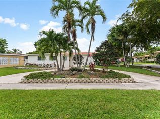 195 NE 127th St, North Miami, FL 33161