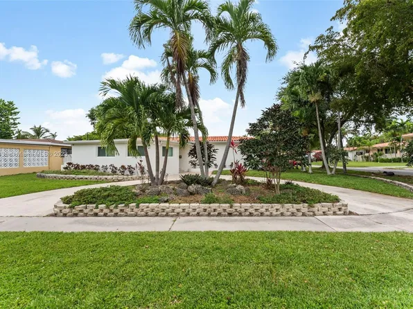 195 NE 127th St, North Miami, FL 33161