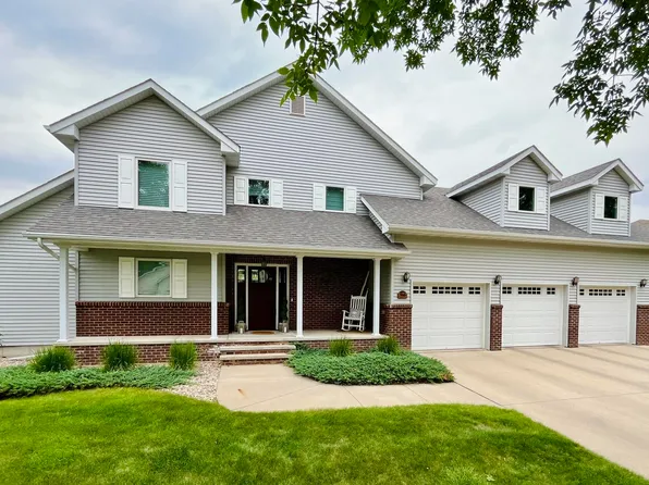 1209 15th Ave NE, Aberdeen, SD 57401