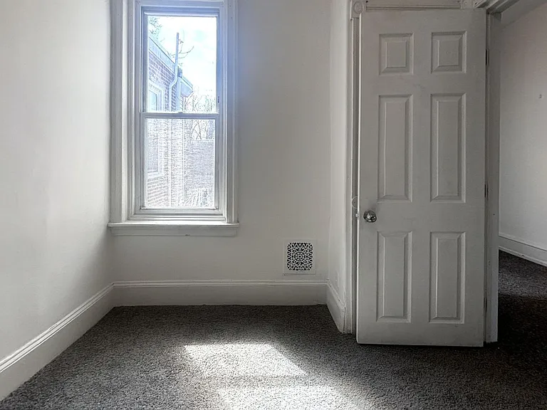5156 Wakefield St — Photo 7