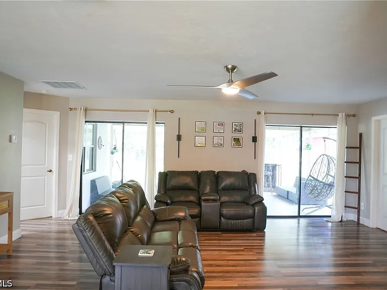 114 Greenwood Ave — Photo 24