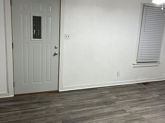 4th image of 3400 Jewell Ave