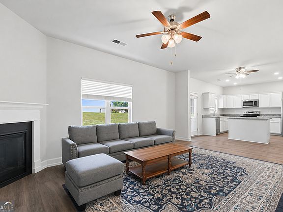4th image of 5760 Barrington Run