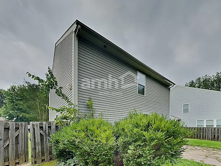 11812 Village Pond Dr — Photo 17