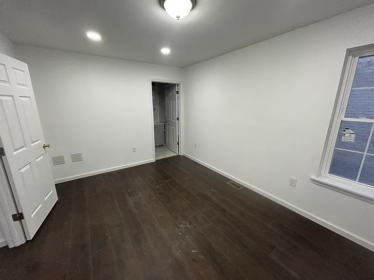 2821 Arctic Ave — Photo 7