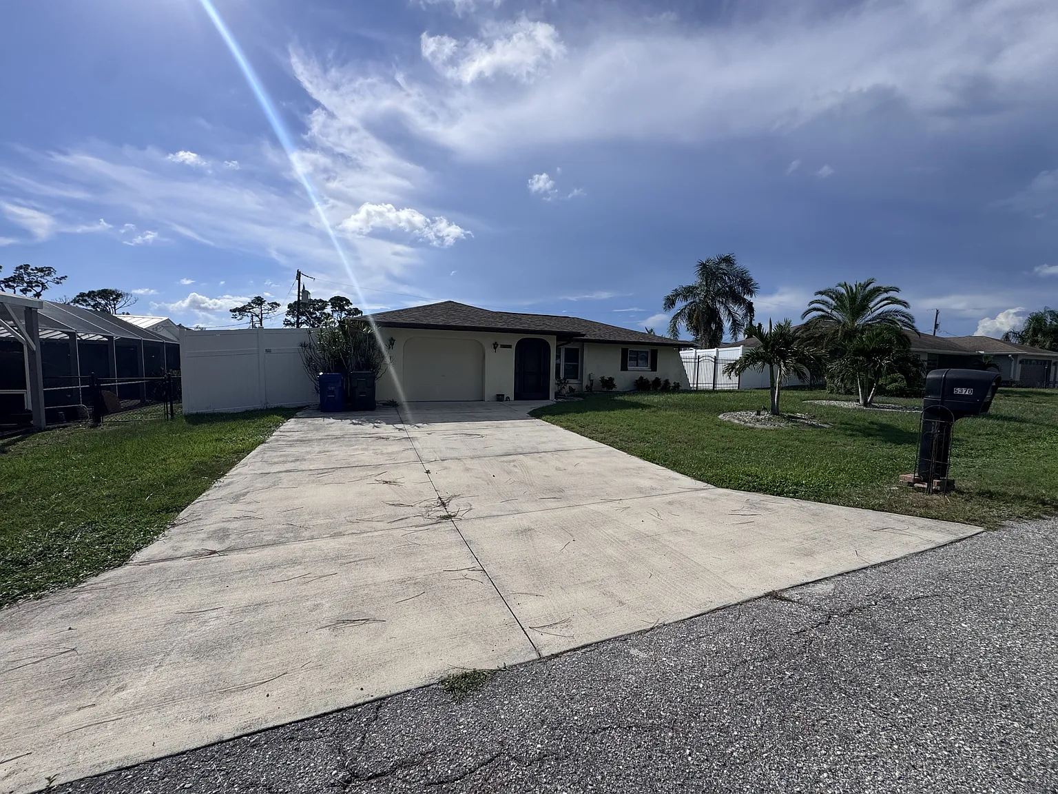 5370Drew - 283-BOV — Photo 2