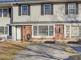 6 Fieldcrest Way, Hazlet, NJ 07730