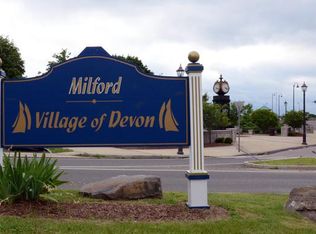 115 Bridgeport Ave, Milford, CT 06460