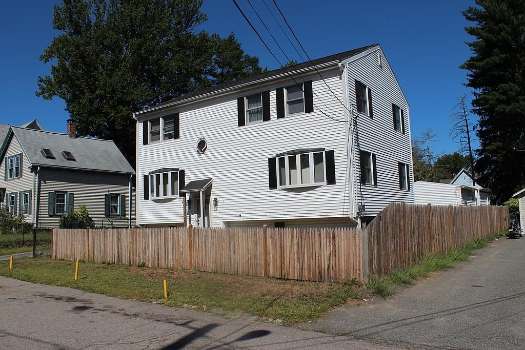 38 Holmes St, Brockton, MA 02302 Zillow