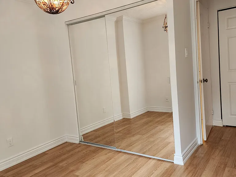88 Charles St E #211 — Photo 14