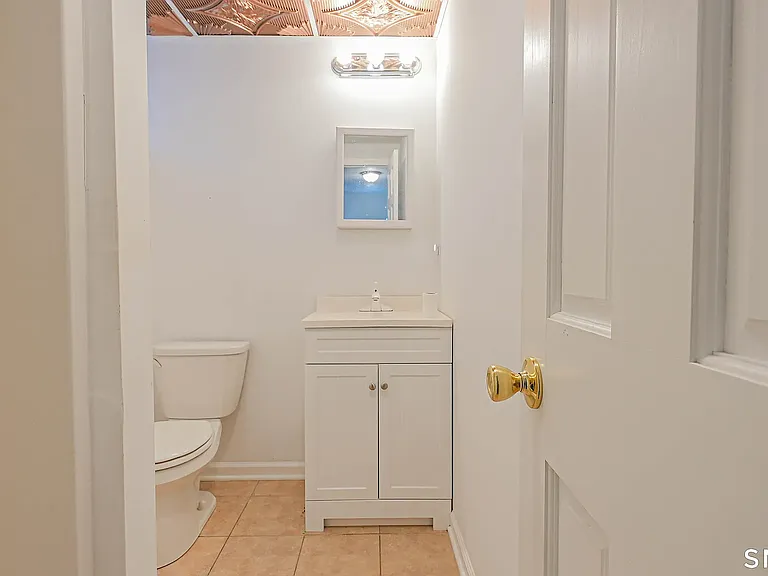 45 Daytona St — Photo 15