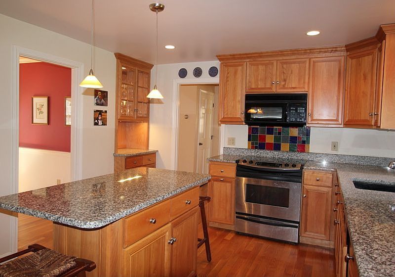 26 Burnham Rd, Wenham, MA 01984 Zillow