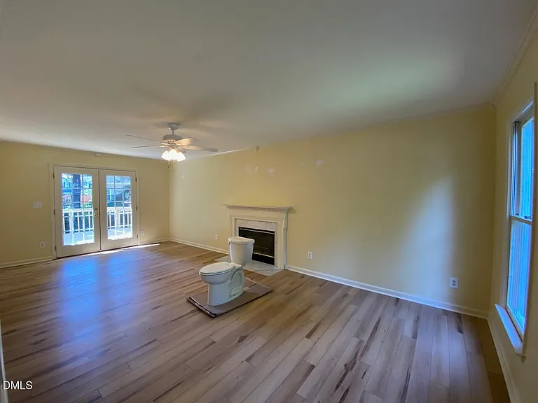 1704 Kingston Heath Way — Photo 4