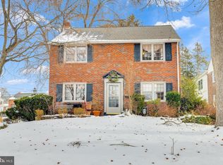 831 Stanbridge Rd, Drexel Hill, PA 19026