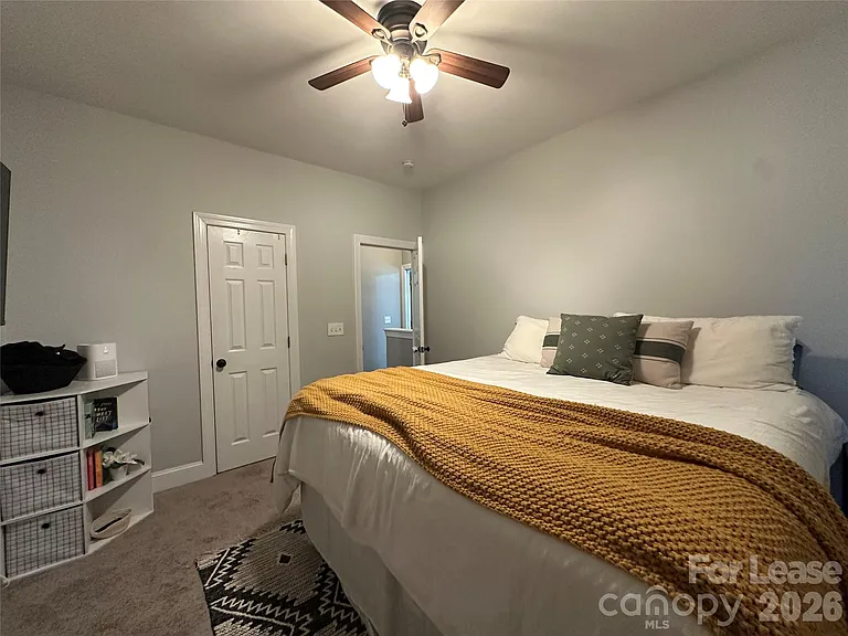 819 Stargard Ct — Photo 30