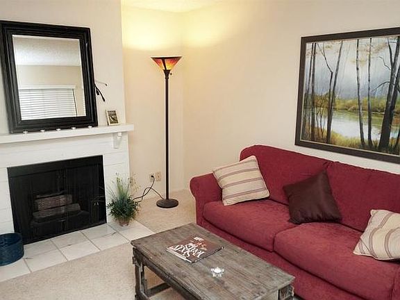 Living room, again