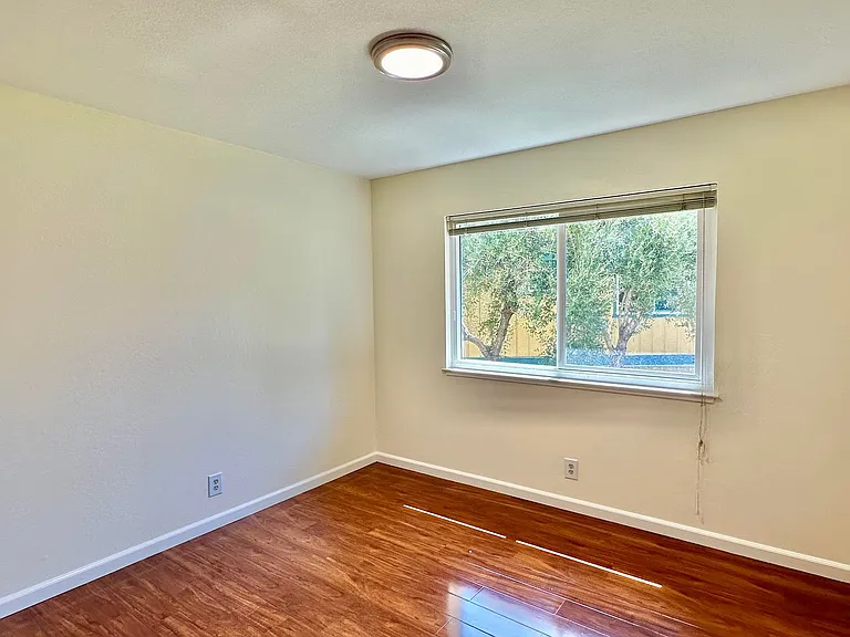 43308 Grimmer Blvd — Photo 10