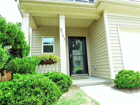 2nd image of 2743 Old House Cres