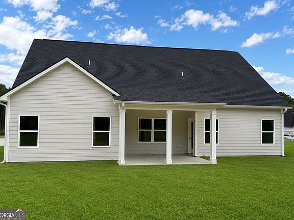 4th image of 1320 Sycamore Cir