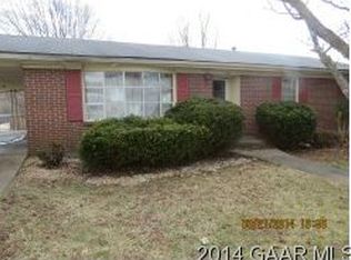 696 Fisher Cres, Staunton, VA 24401