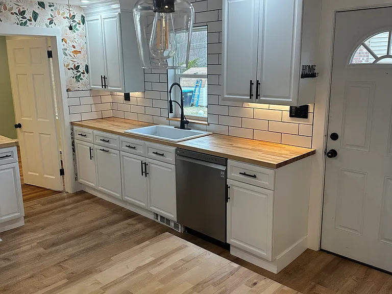 410 Elm St #1 — Photo 3