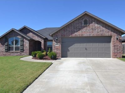 6100 S 38th St, Rogers, AR, 72758
