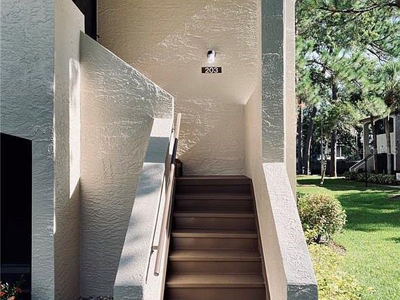 2nd image of 3017 Bonaventure Cir APT 203