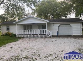 416 W Harrison St, Clinton, IN 47842