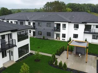 4235 Jeffers Rd #204, Eau Claire, WI 54703