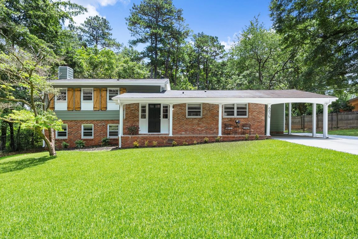 01-6875 Sunny Brook 001