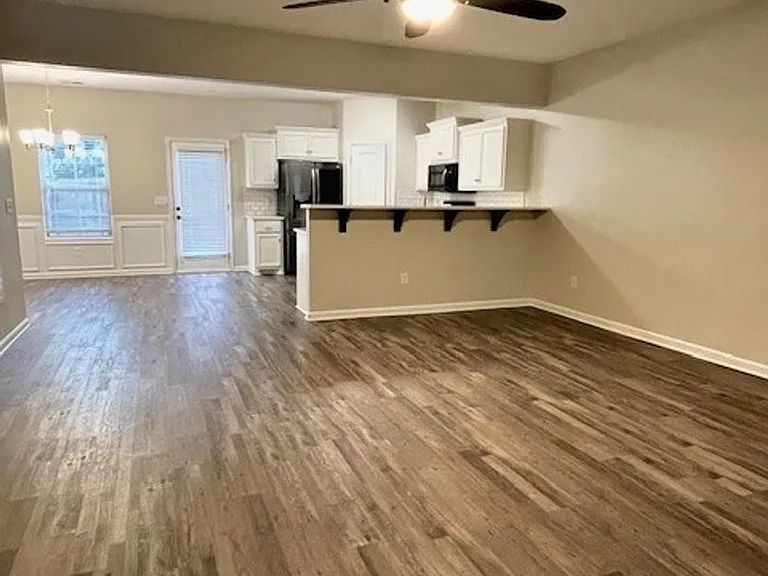 506 El Dorado Dr — Photo 3