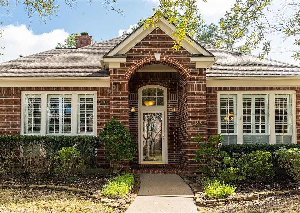 1st image of 15818 El Dorado Oaks Dr