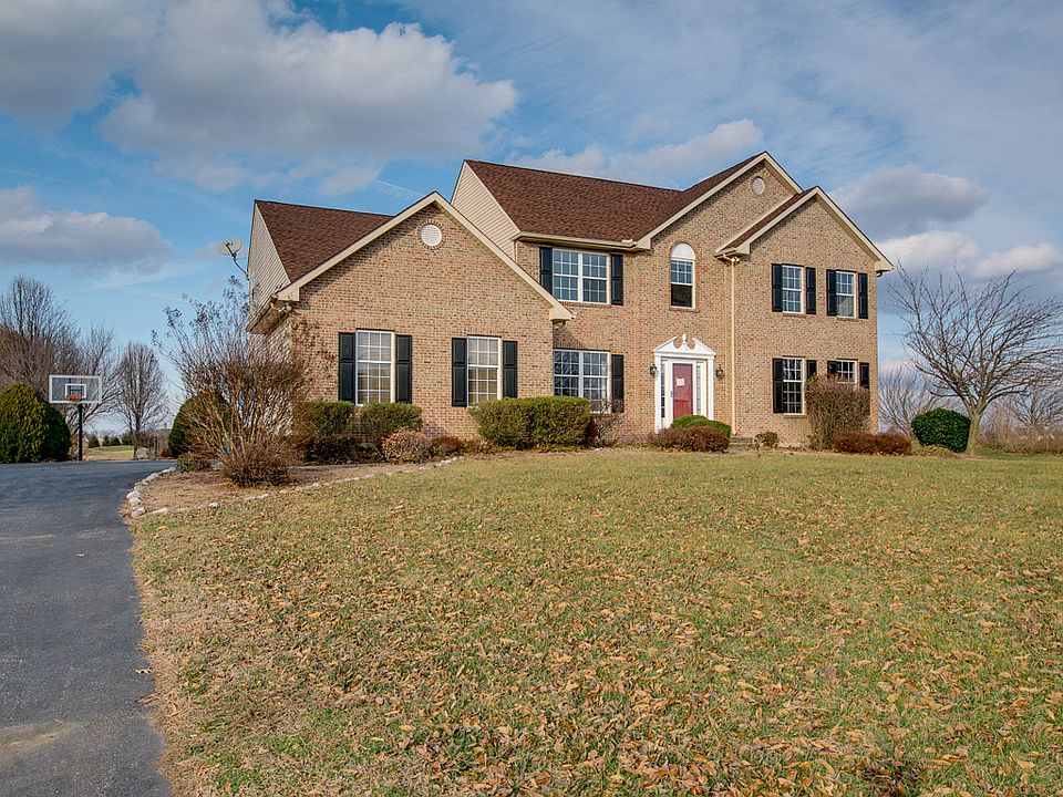 1st image of 103 Back Creek Dr
