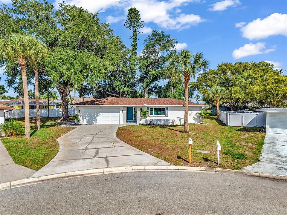 1st image of 483 SUNNYSIDE DRIVE