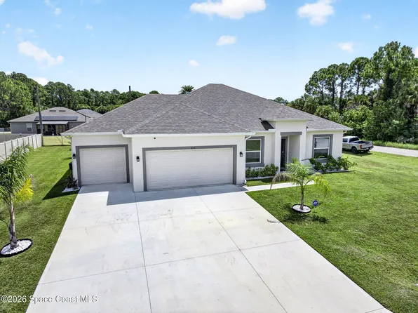 897 Dartmouth Ave SW, Palm Bay, FL 32908