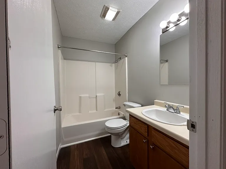 Unit 791 Bathroom