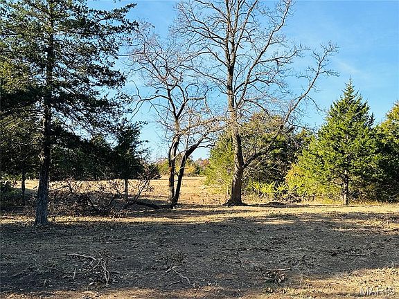 5th image of TRACT Nine 935 Audrain Rd