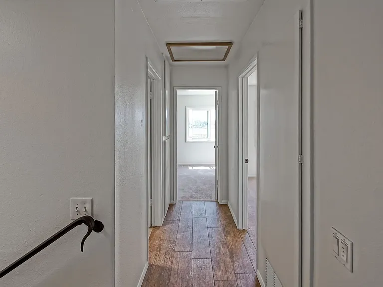 7148 Island Village Dr — Photo 27