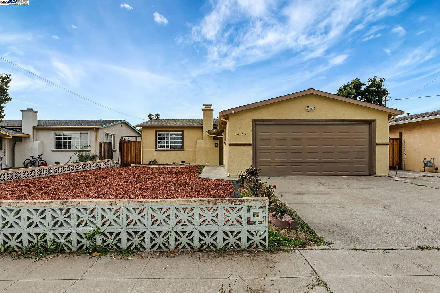 36563 Beutke Dr photo 1