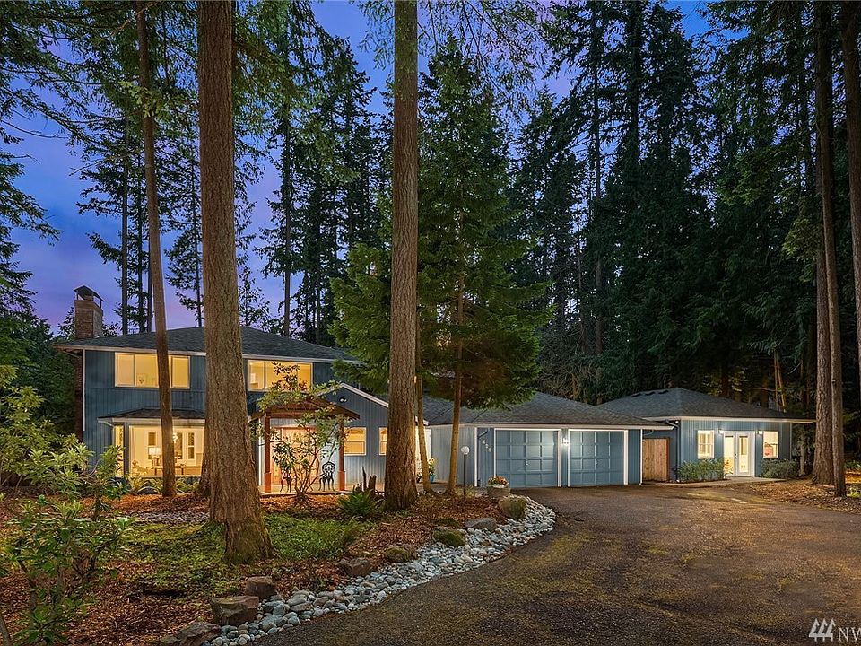 1st image of 425 218th Ave NE