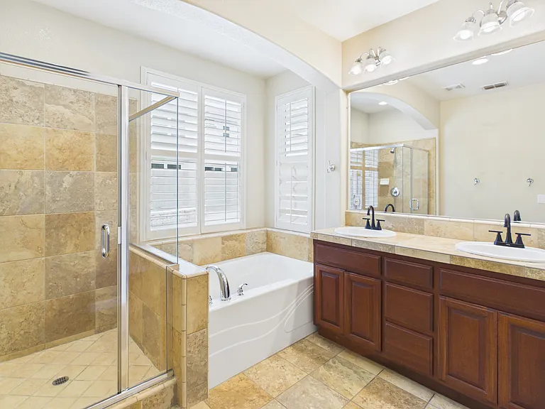 8200 Sienna Loop — Photo 10