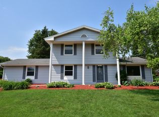 1755 Linden Ct, Grafton, WI 53024