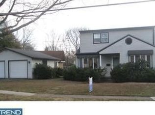 1006 W High St, Haddon Heights, NJ 08035